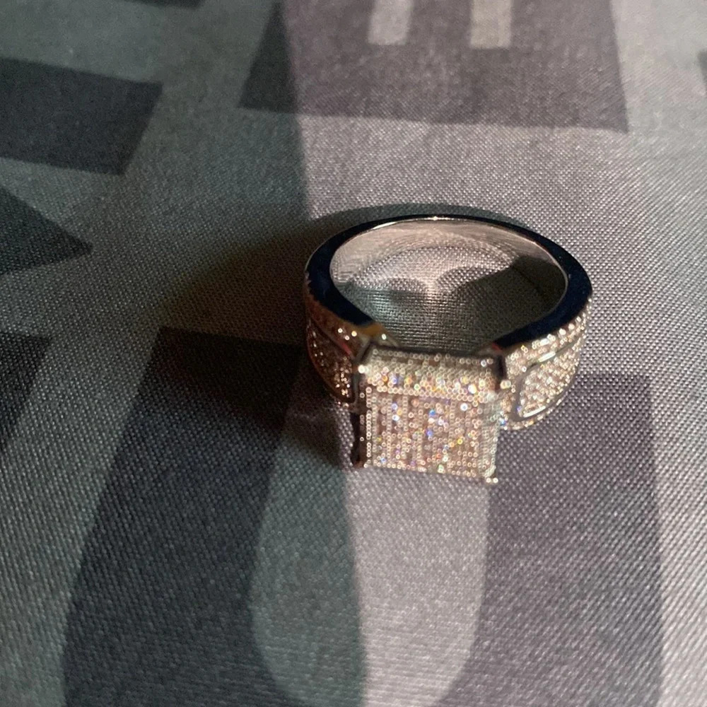 Fashion luxury bling iced out geometric CZ silver tone faux  diamonds ring - Picture 7 of 7